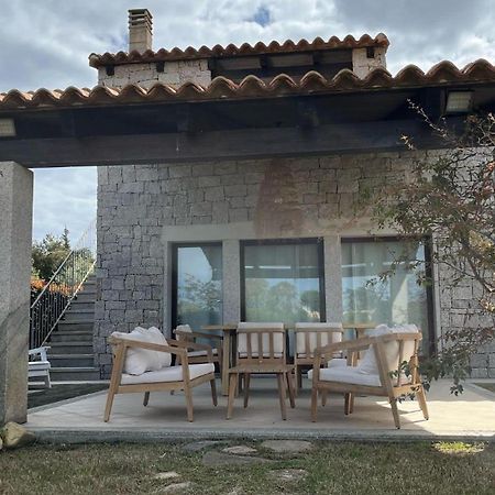Villa Bouganville Cala Sinzias กัสเตียดาส ภายนอก รูปภาพ